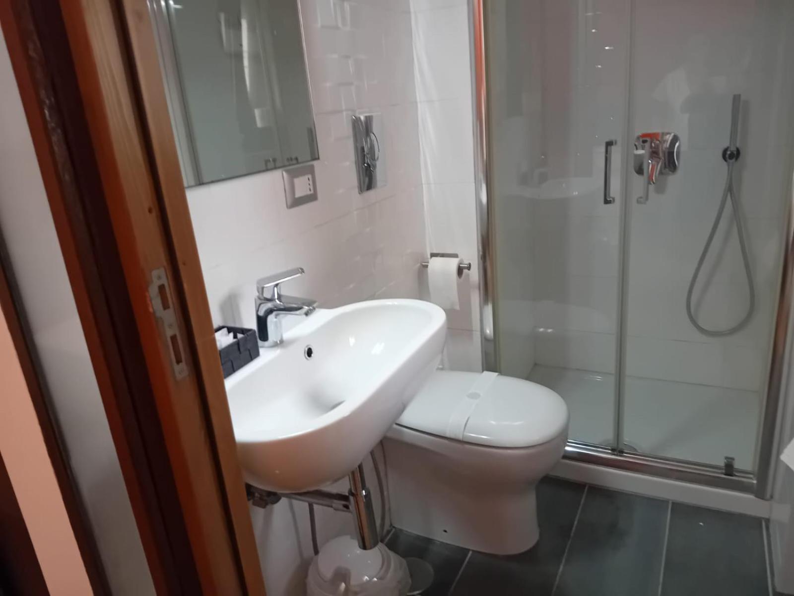 Antico Palazzo Bed and Breakfast Salerno Buitenkant foto