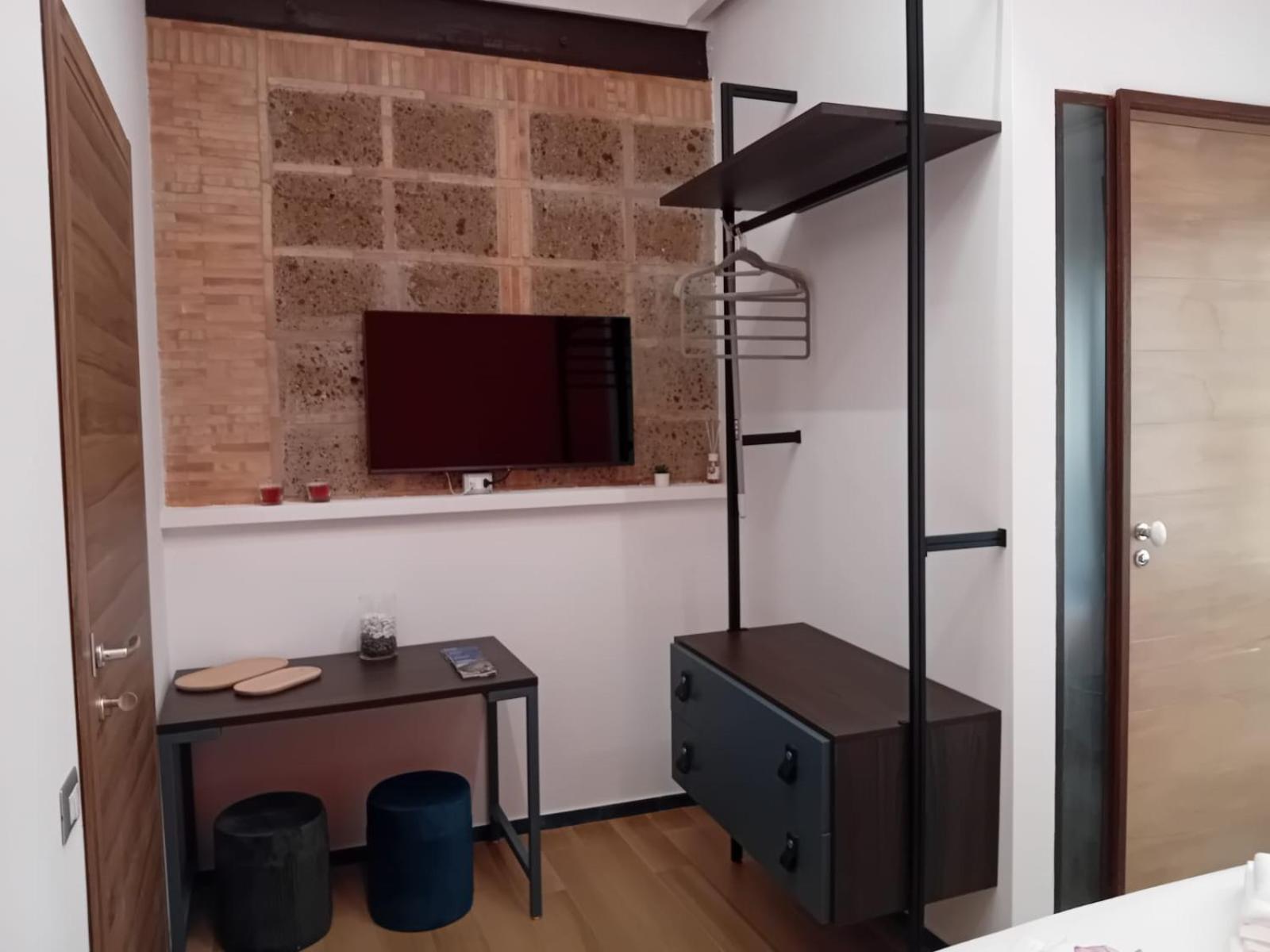 Antico Palazzo Bed and Breakfast Salerno Buitenkant foto